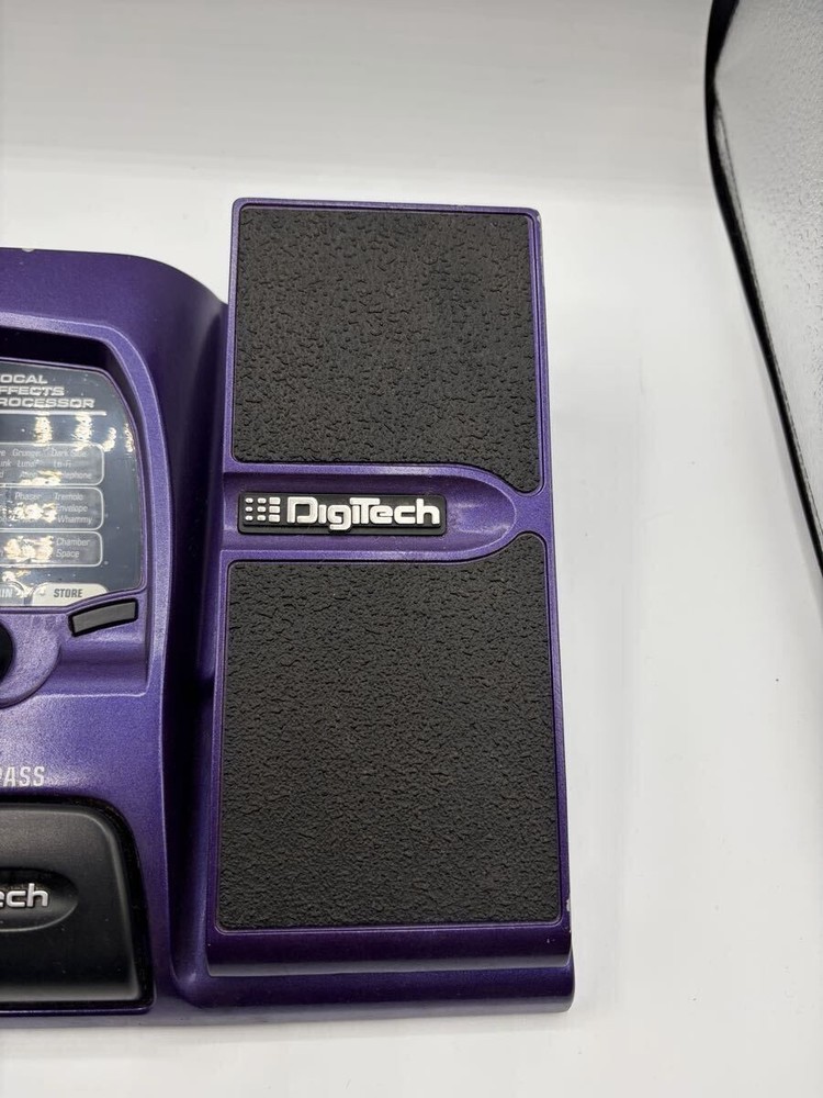 DigiTech Vocal 300 Vocal Multi-Effects Processor Voice Changer