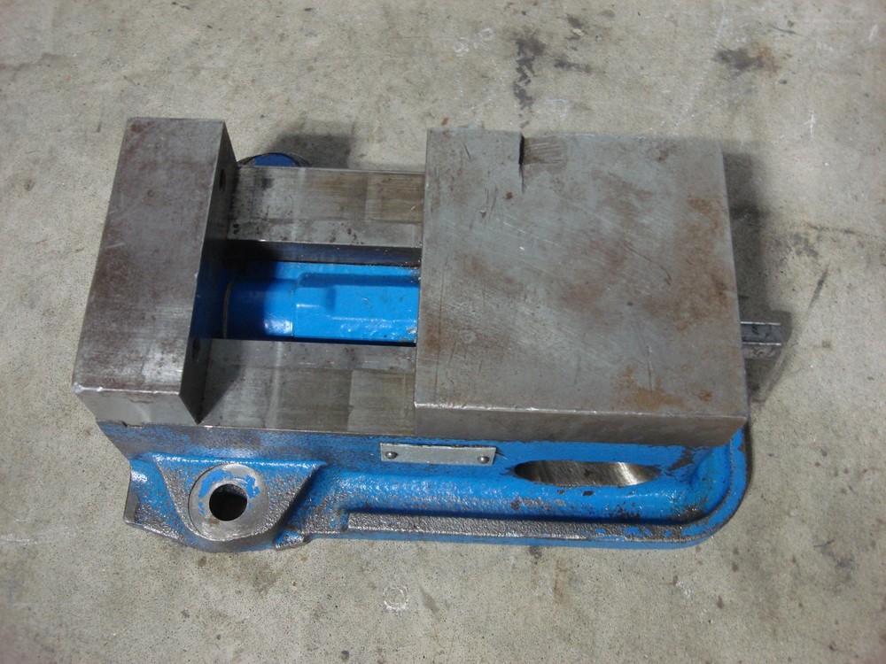 Kurt D40 4″ Machine Vise 6.5" Opening 011698