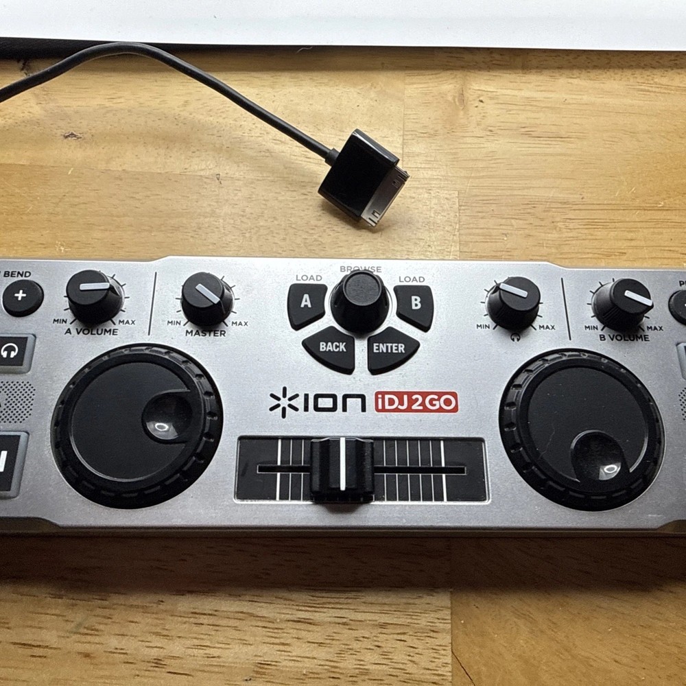 iDJ2GO DJ System For iPad iPhone & iPod Touch DJ UNTESTED