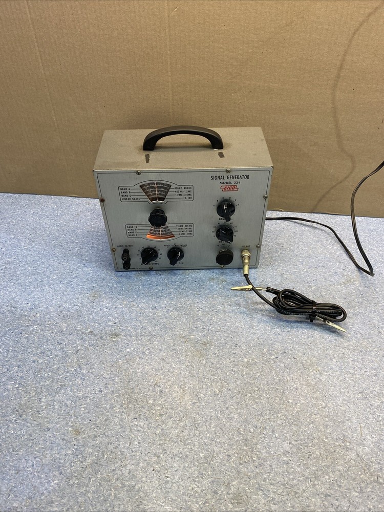 Vintage EICO Model 324 Signal Generator Ham Radio Powers On