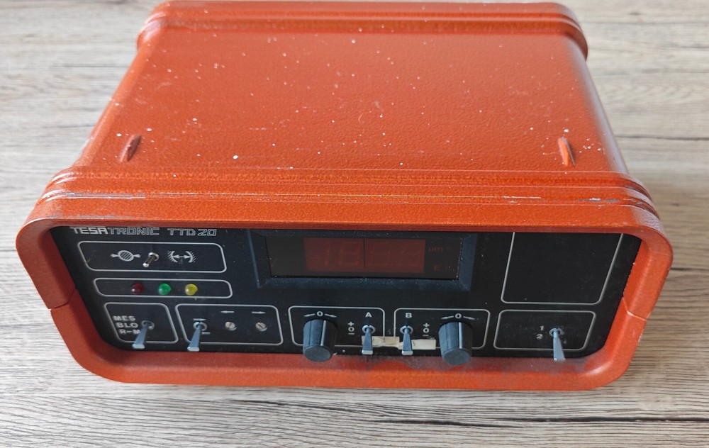 TESATRONIC TTD20, Length Measuring READOUT CONTROLLER, 044.30005