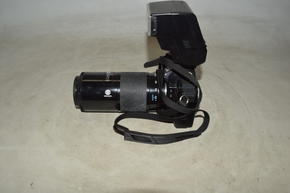 Minolta Maxxum 5000AF 35mm Film Camera