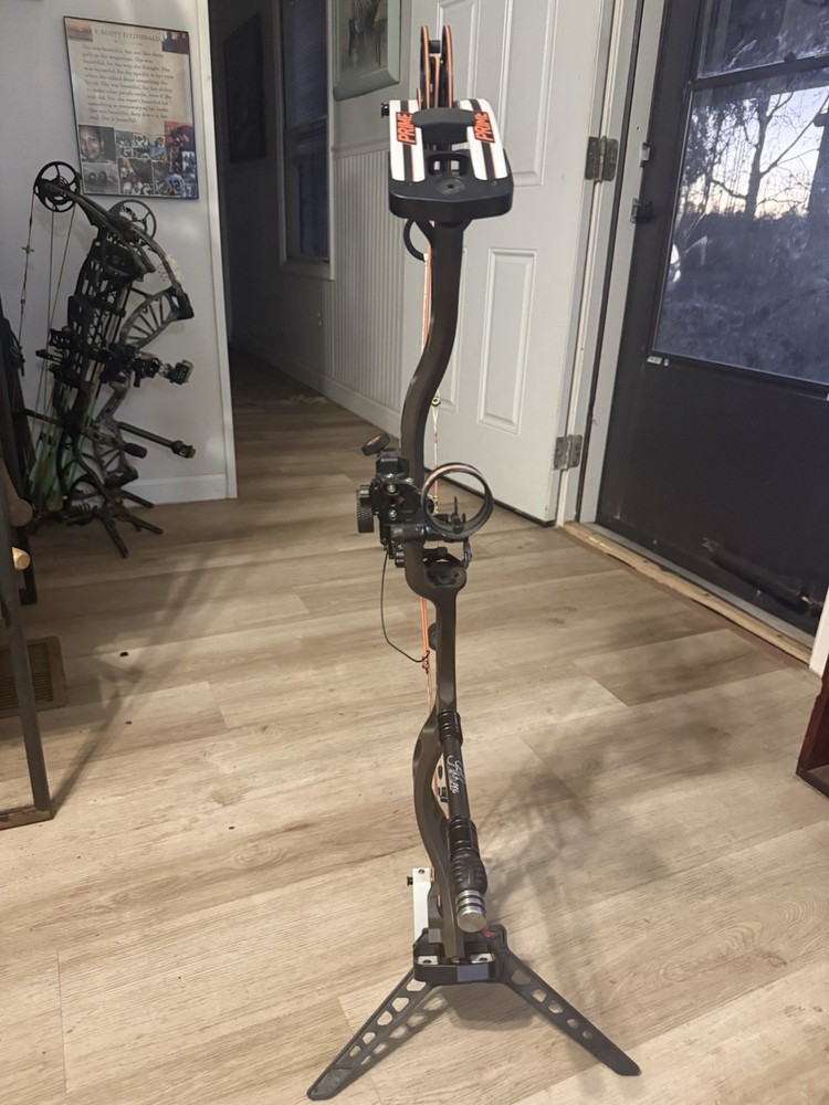 Prime Black 5 rt Hand 70 Lbs