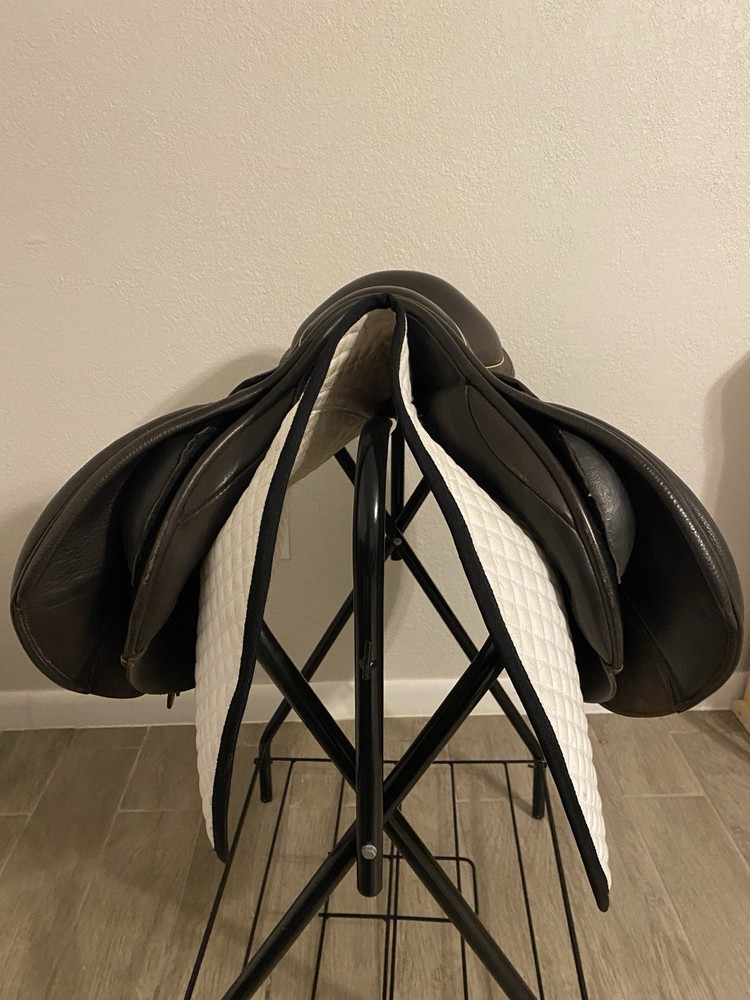 Black Country Solare Saddle