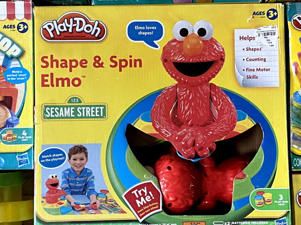 8 COMPLETE SETS OF PLAY-DOH