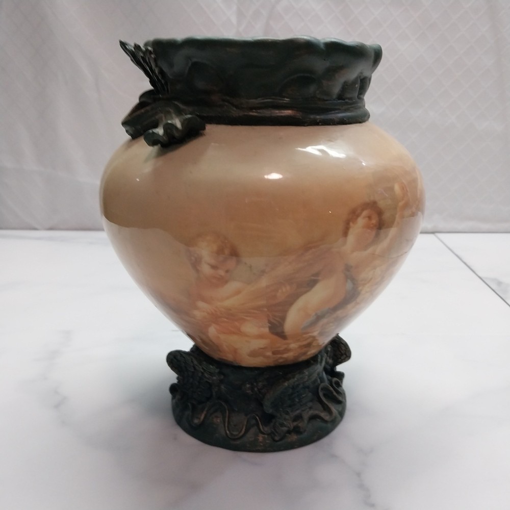 Ceramic composite Cherub Flower Pot - VTG