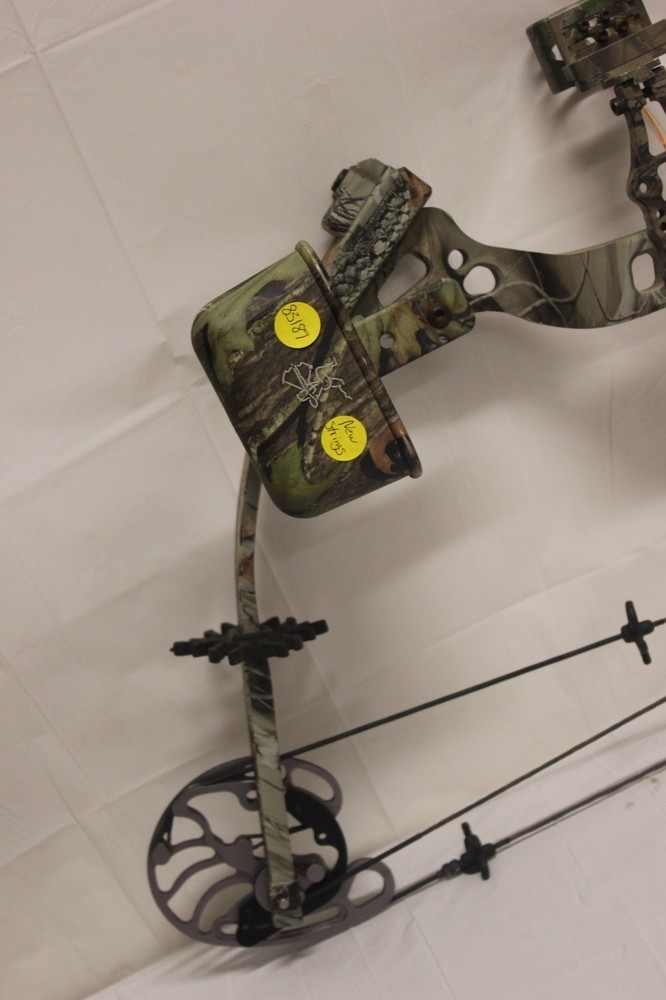 Bowtech Tomkat RH Compound Bow 70 LBS Camo