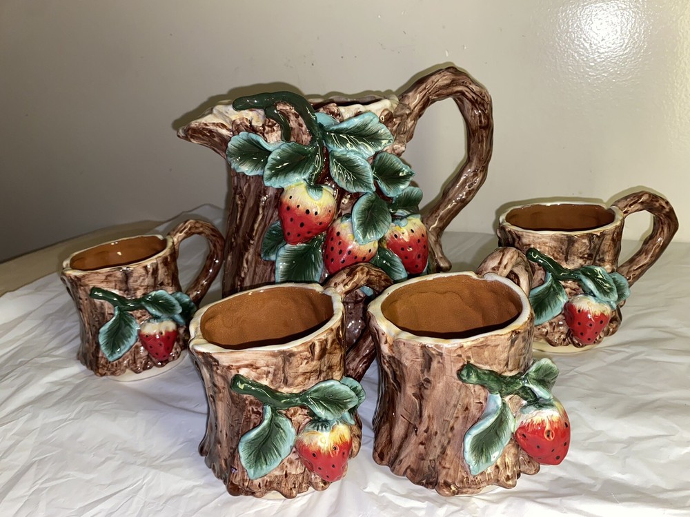 Apple Tree Strawberries Design Bark Ceramic pitcher and cup set damaged