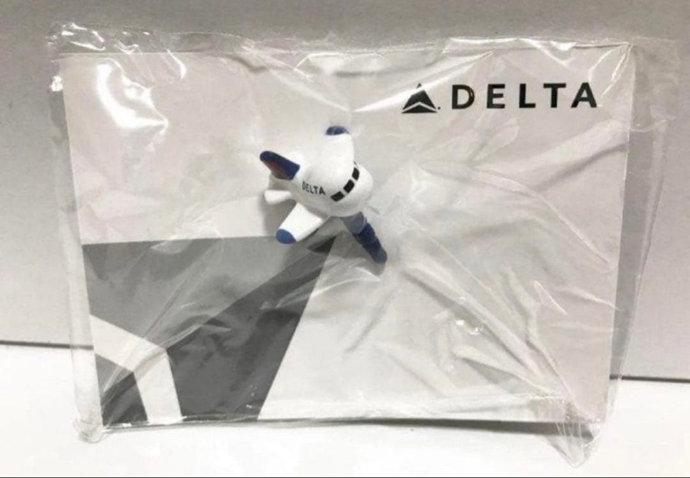 Delta Airlines Earphone Jack