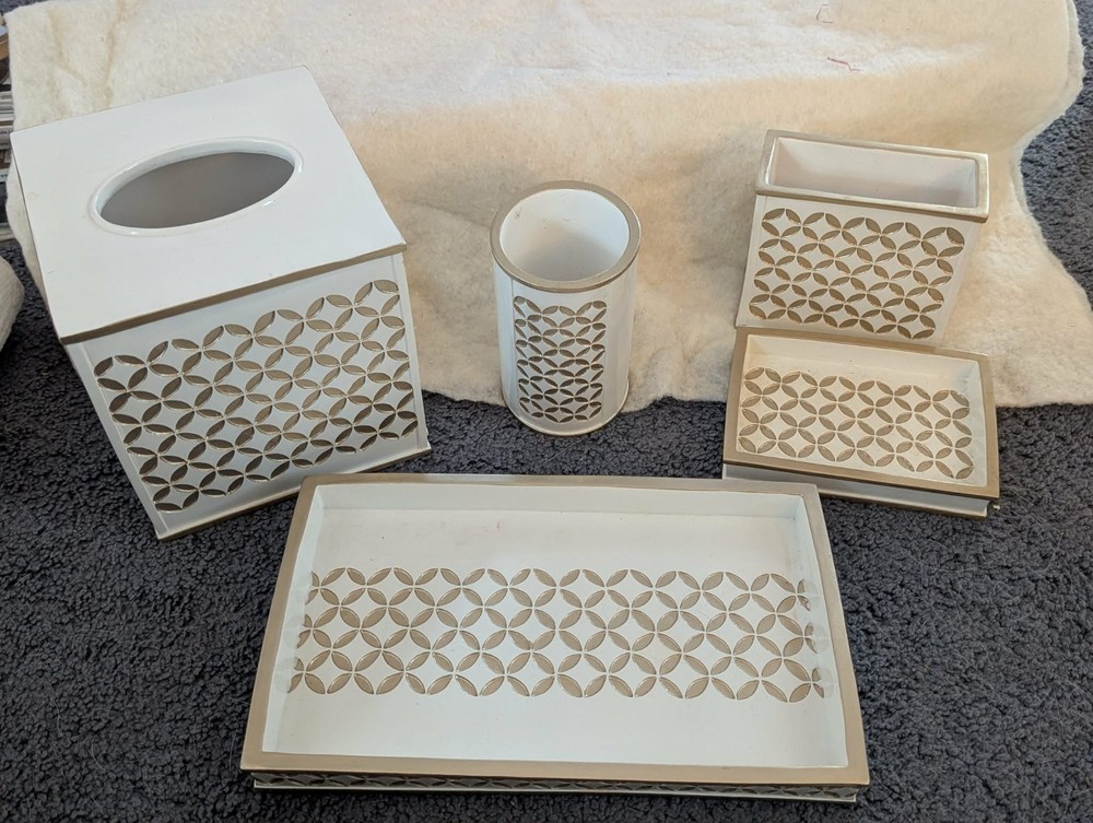 (5) White and gold bathroom accessories