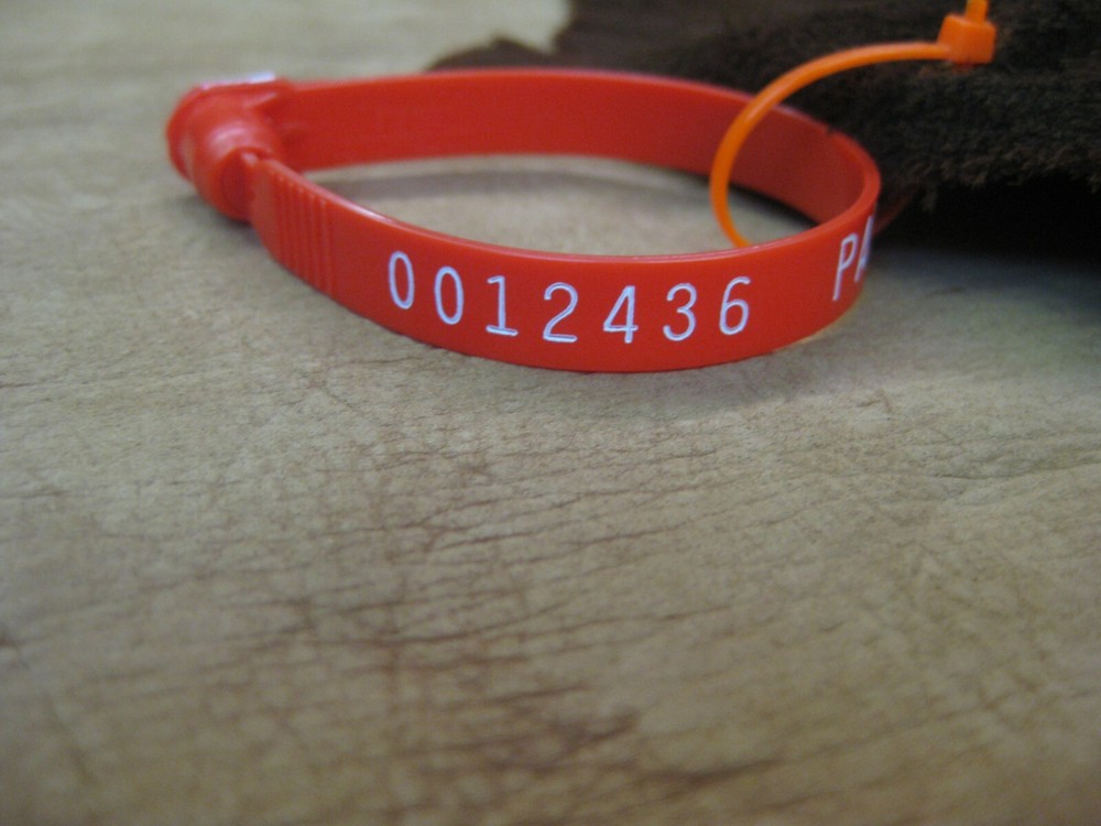 Buffalo Leather # 0012436 ROW 36