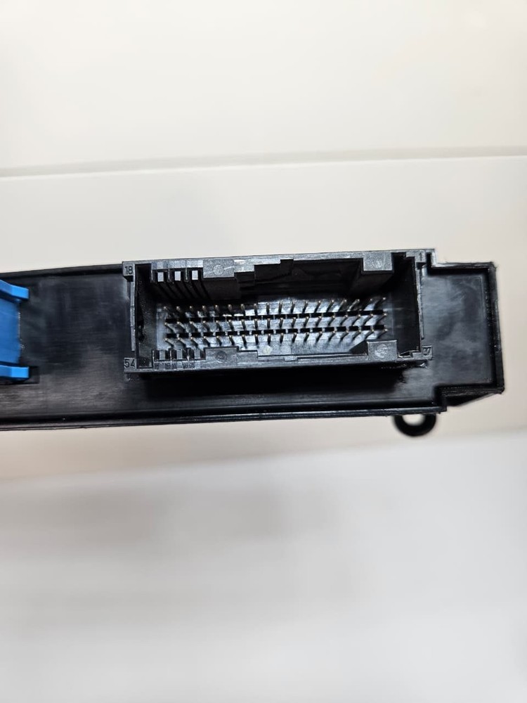 BMW E90, E92 Body Control Module 9177985 OEM