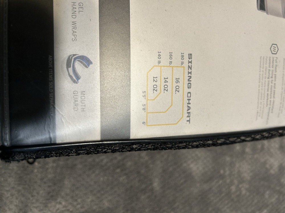 Everlast PowerLock2 Training Glove 12Oz (White/Grey)