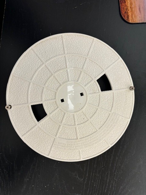 516215 PacFab Deck Lid white