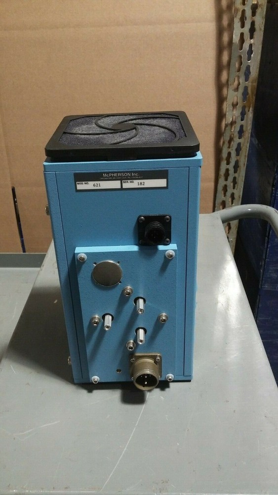 McPHERSON Model 621 Universal Light Source System
