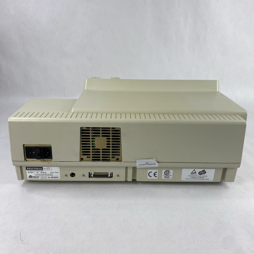 Molecular Devices SpectraMax Plus 384 Microplate Spectrophotometer