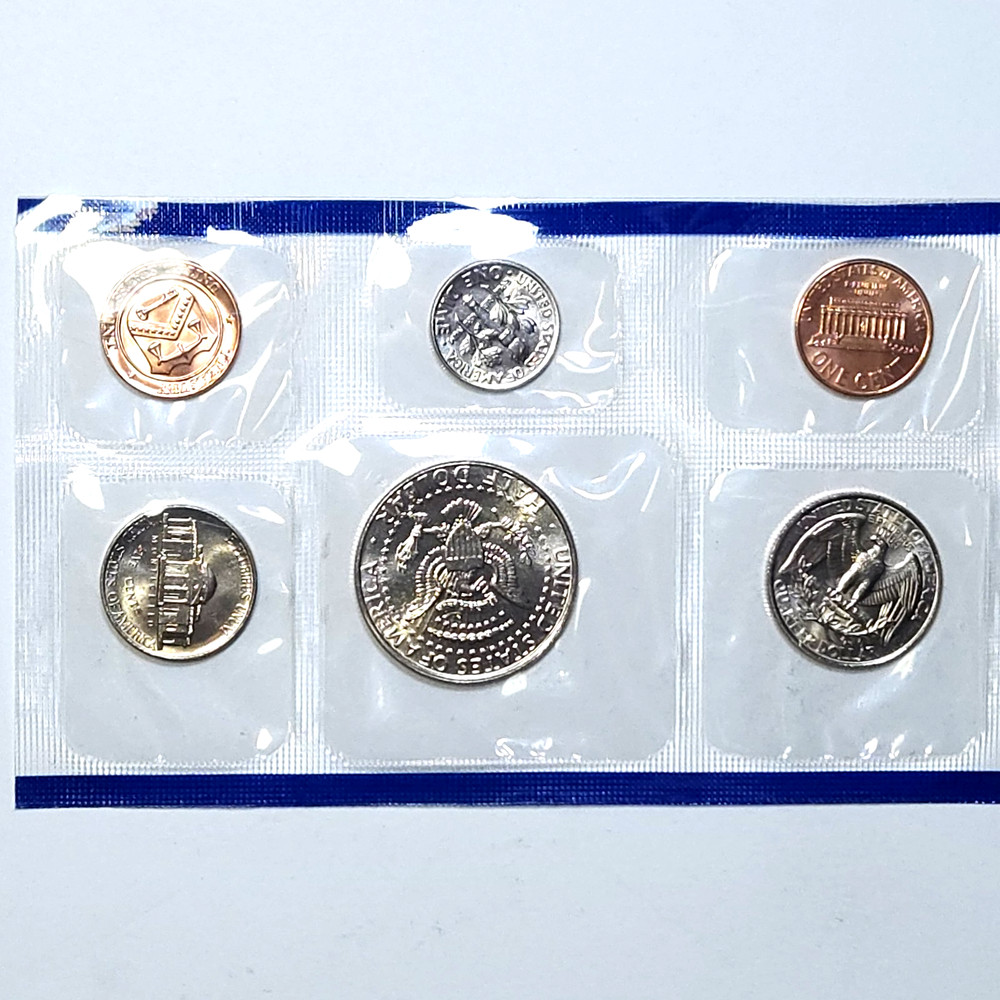 1996 P US Mint Set - 5 BU✨️ Coins/Mint Cello - Includes Mint Token