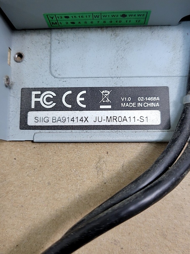 SIIG ju-mr0a11-s1 Internal Bay Multi-Card Reader