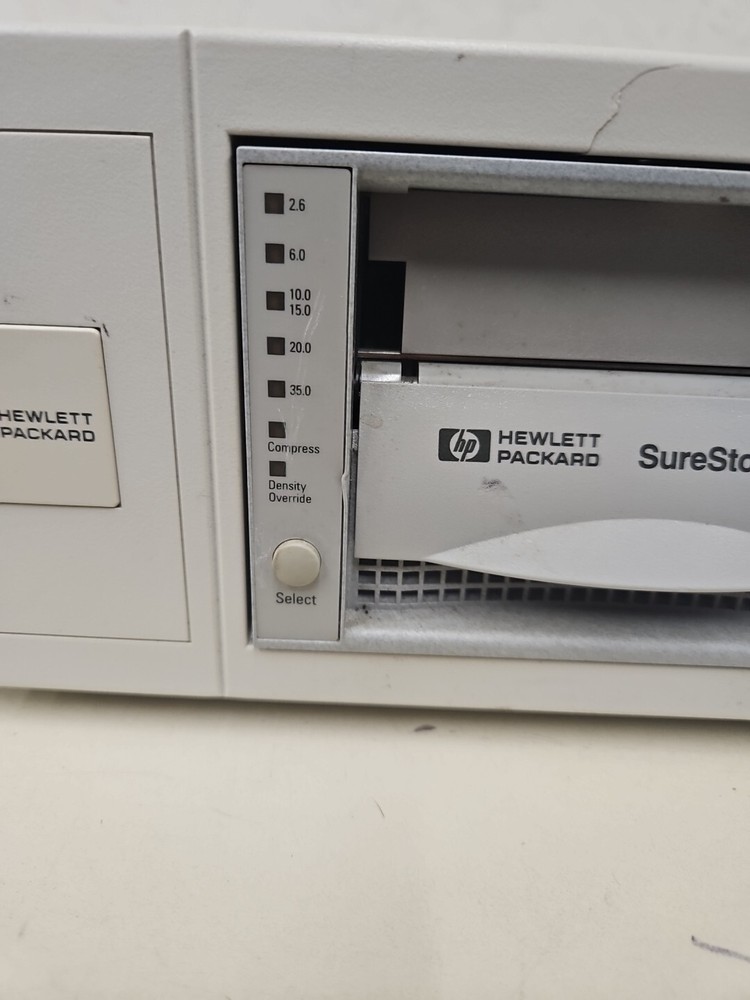 HP Sure Store DLT 70 C5658A. Untested. MG1