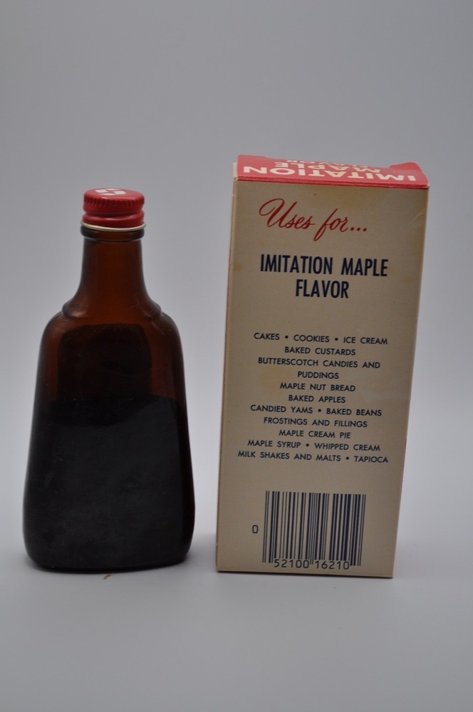 Vintage Schilling Imitation Maple Extract with Box Prop Pre Bar Code