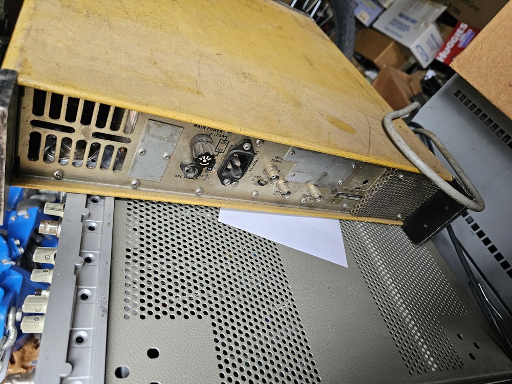 SYSTRON DONNER MODEL 6054B FREQUENCY COUNTER