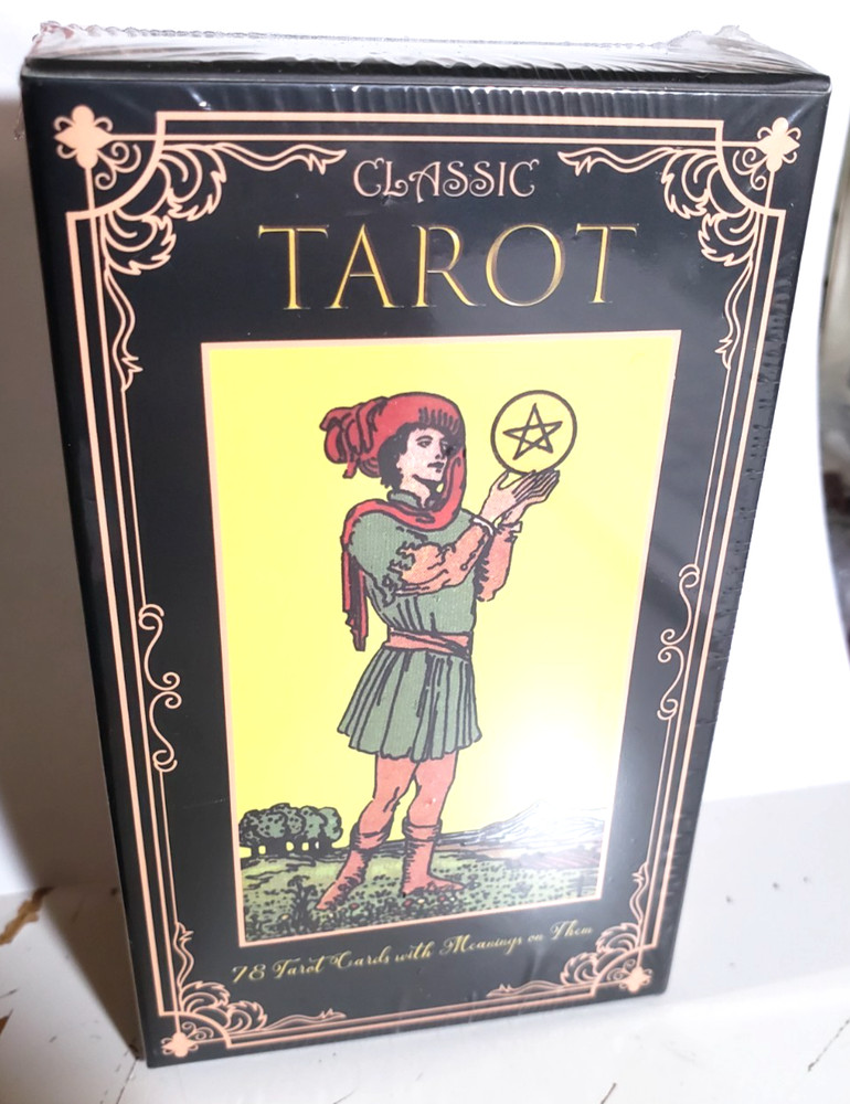 Clasic Tarot Cards 78 with Meanings on Them