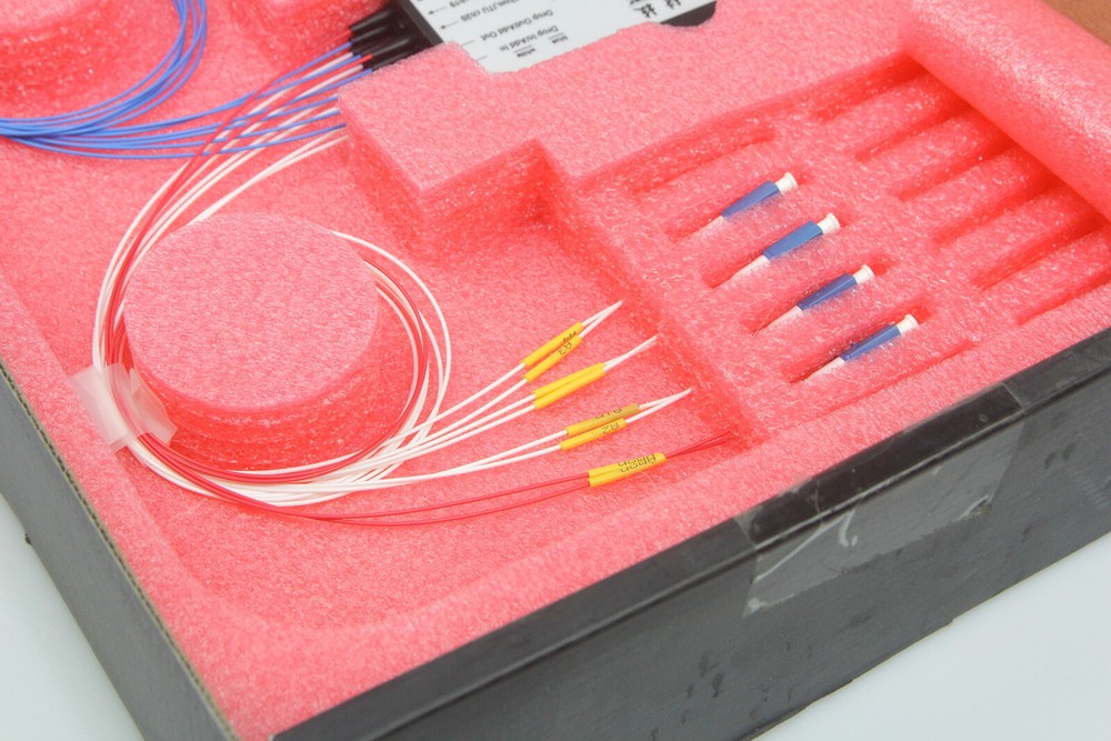 Accelink Technologies OADM-1-4-C17-09-0.5-LC/UPC-WBC