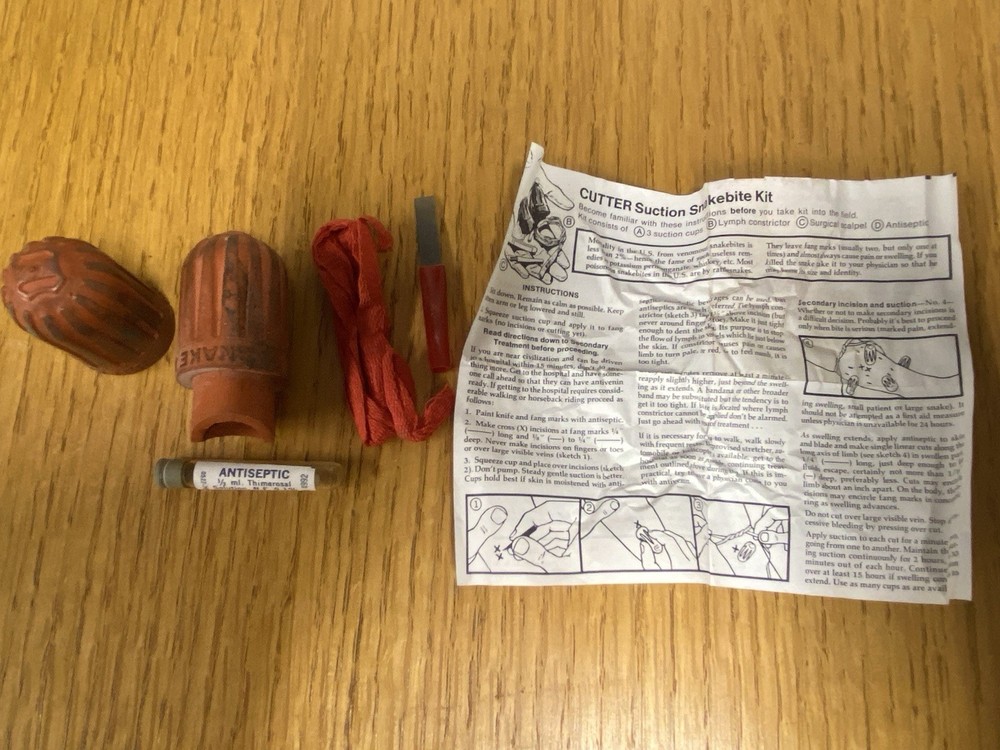 VINTAGE CUTTER SNAKE BITE KIT - 1968