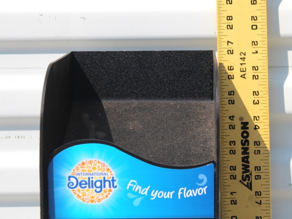 International Delight Creamer Display