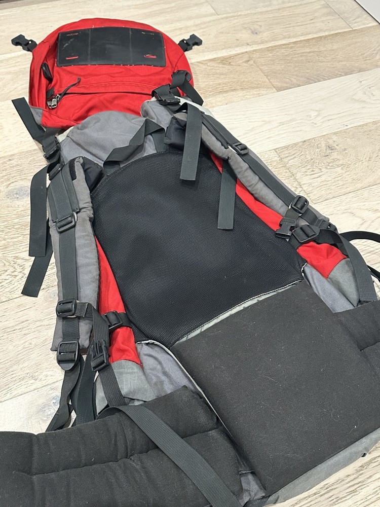 Heavy duty hiking Backpack Structural Support Long distance use light weight