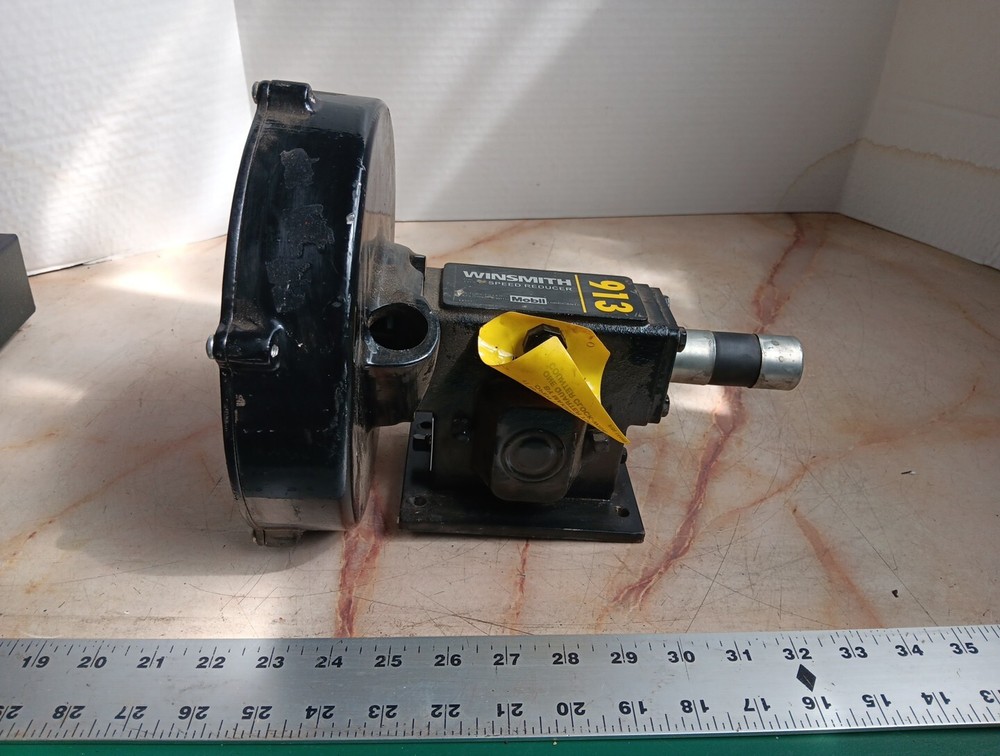 WINSMITH SPEED REDUCER 913DT GEAR REDUCER