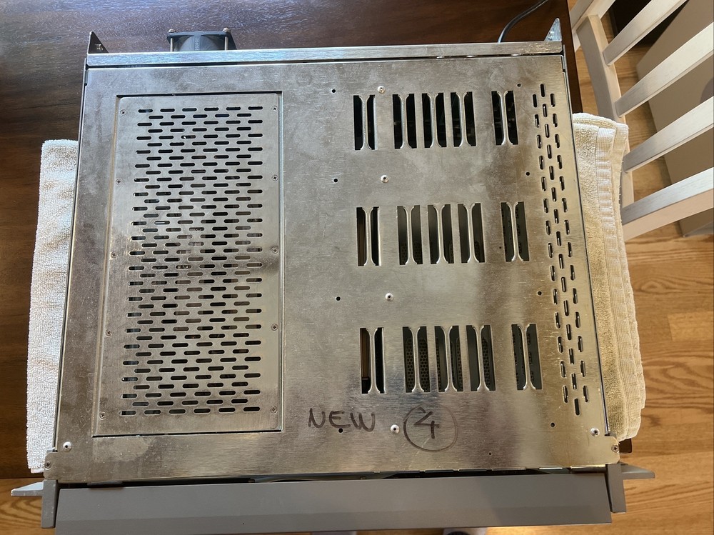 Microwave Radio Communications CodeRunner 4 Central Receiver Model 906837 MRC 2