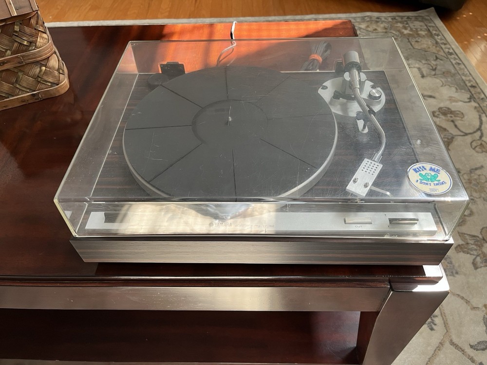 Yamaha YP-B2 Auto-Return Turntable