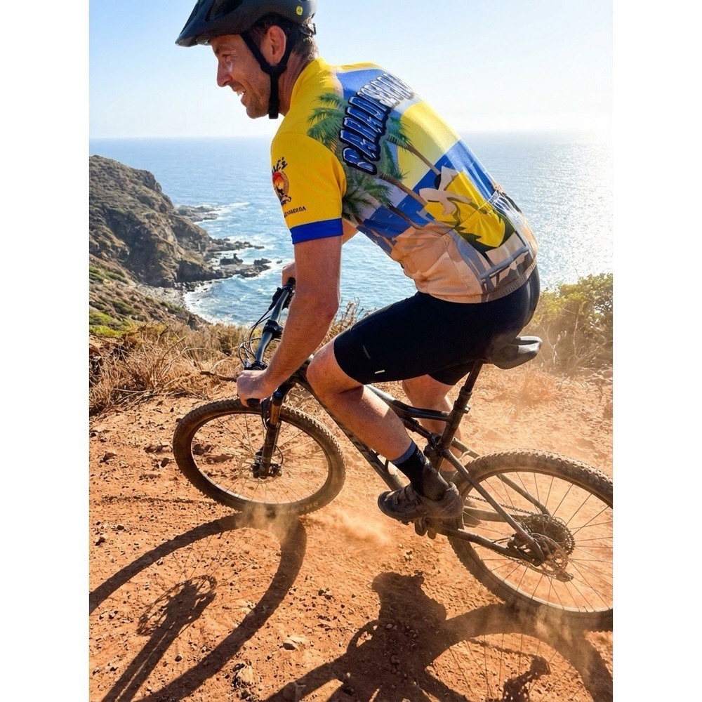 Canari Men's  Medium Cycling Jersey San Diego, CA