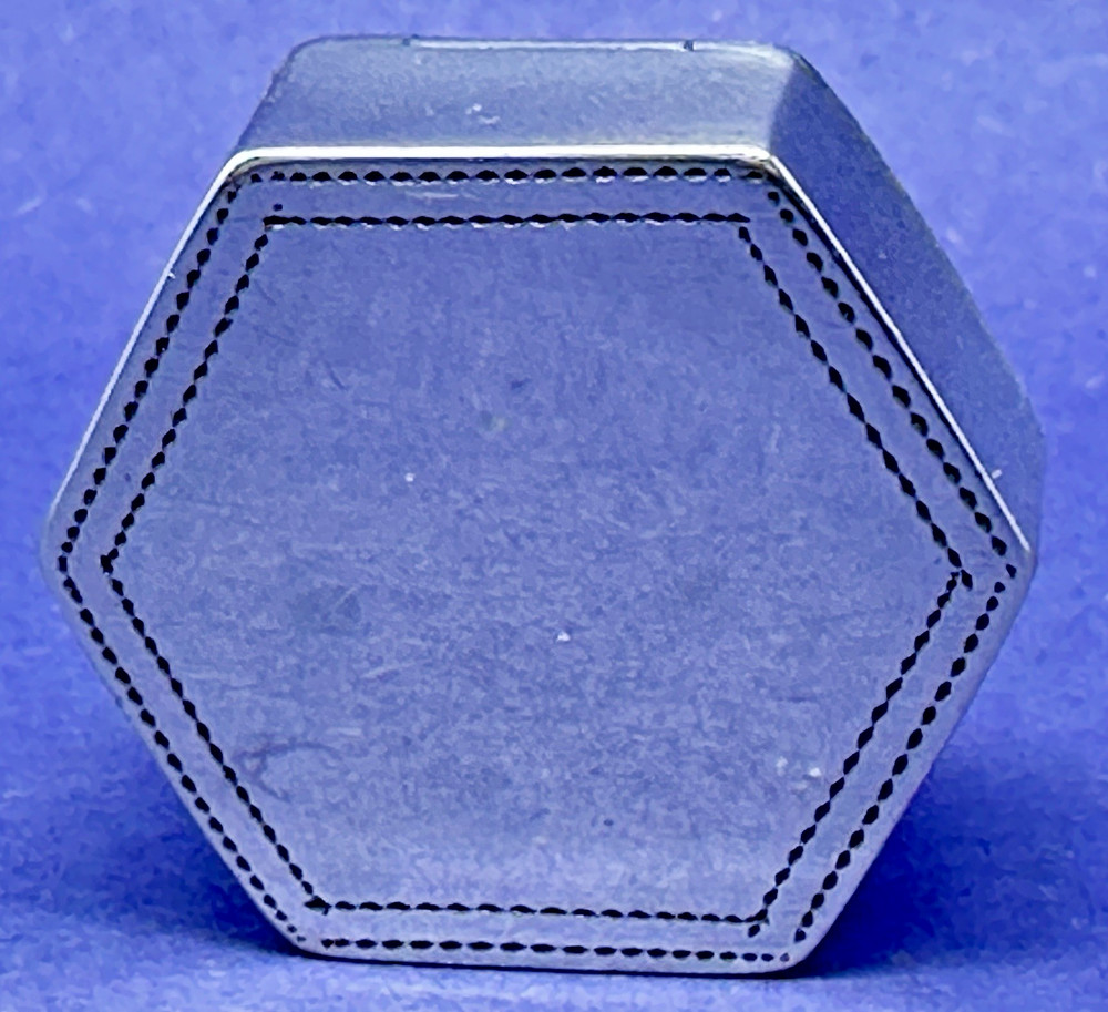 GEORGIAN SOLID SILVER HEXAGONAL HINGED LID PILL BOX BY JOHN TURNER B'HAM 1802