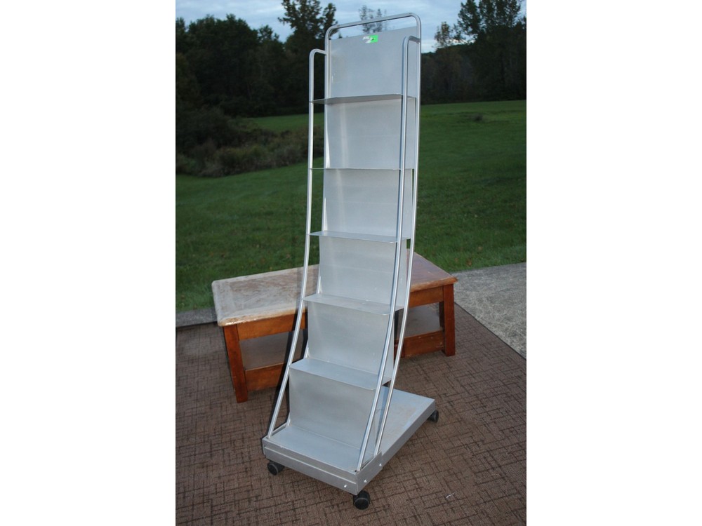 All Metal Store Display Rack on Wheels