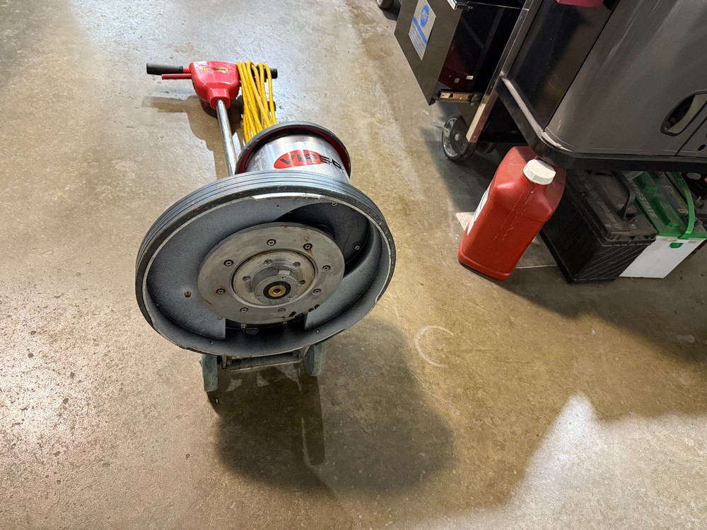 Viper Cleaning Equipment VN1700 Low Speed Buffer, 17" Deck Size