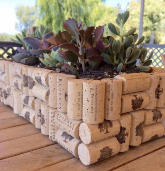 100 Wine Bottle Corks - Great for crafting!