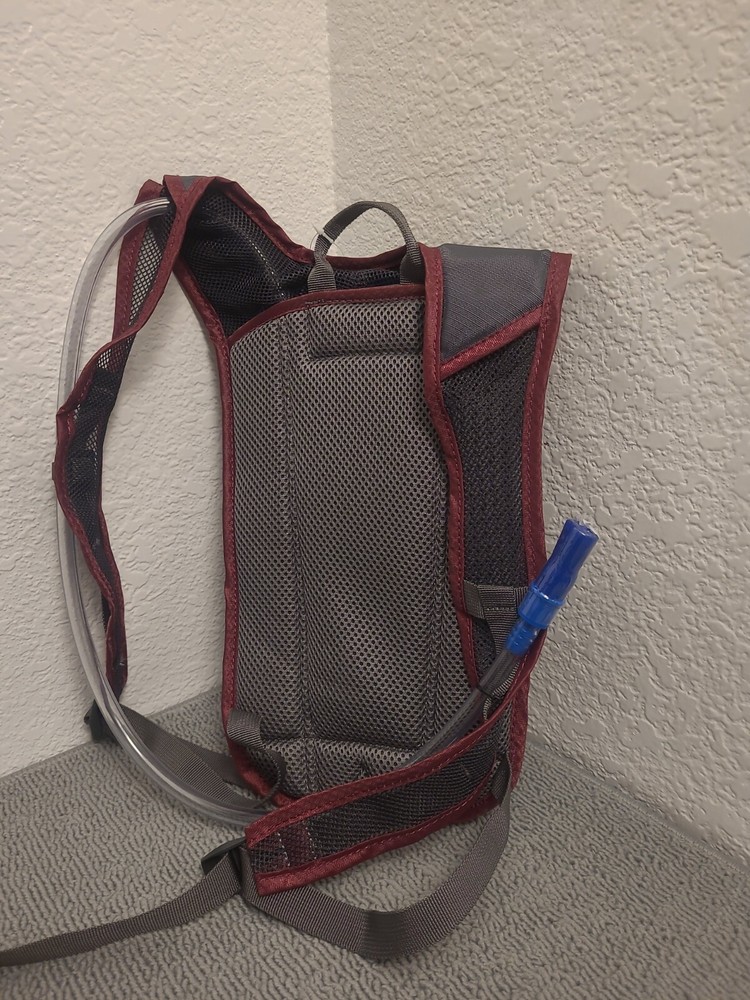 NEW Bass Pro Shops ECLIPSE Hydration Bag Raspberry Color