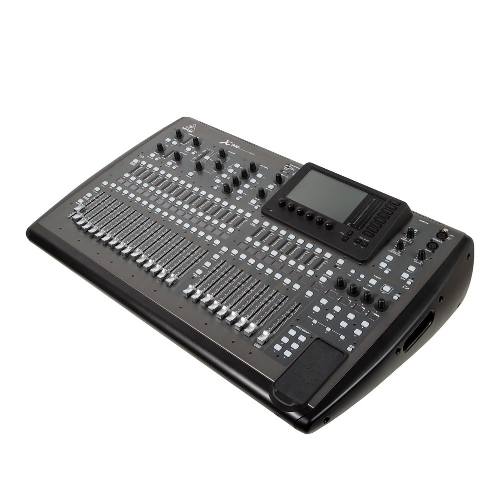 Behringer X32 Digital Mixing Console with 32 Channels