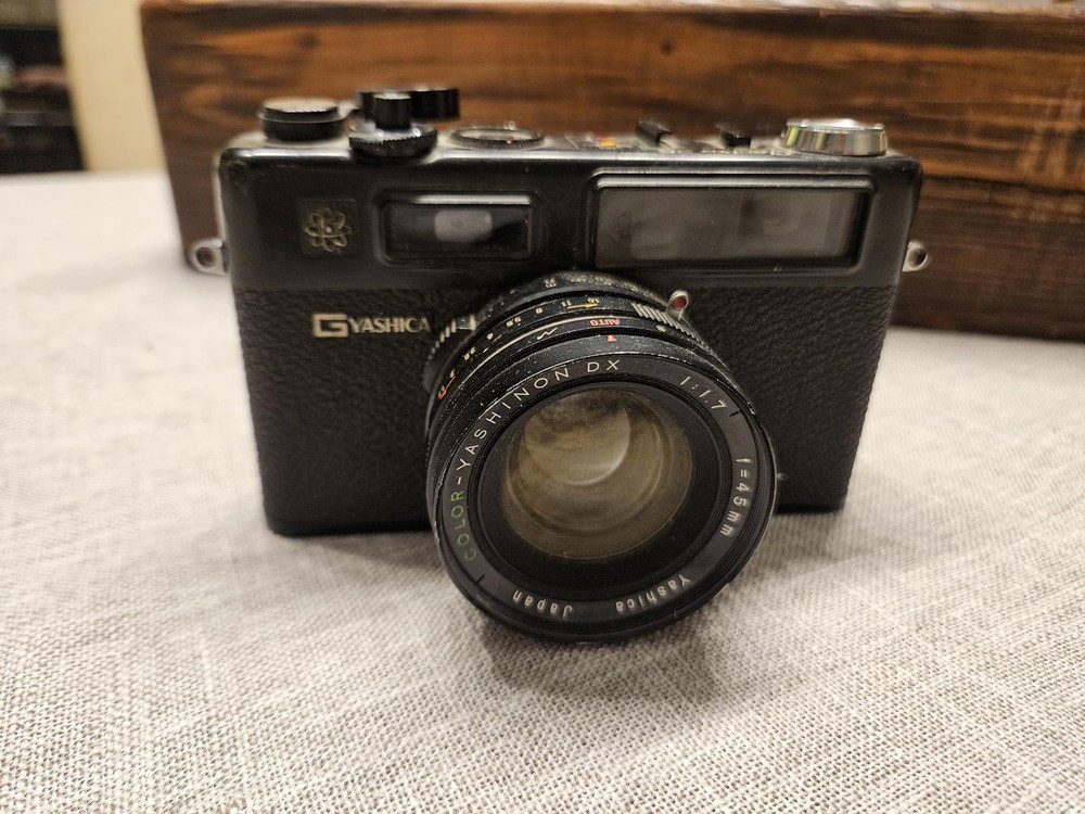Vintage Yashica Electro 35mm GT Rangefinder Camera