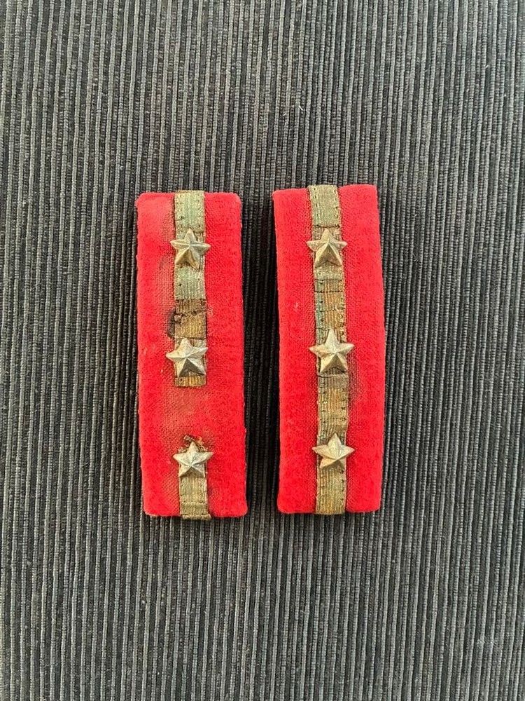 Japanese Army Sergeant Major Shoulder Boards Hook Type