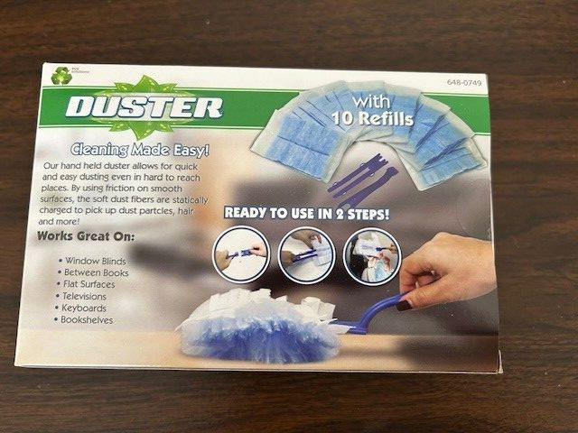 Cleaning Made Easy Handheld Duster with 10 Refills (NEW)