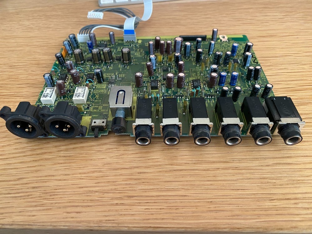 Pioneer DWX2821 - DJM800 OUTPUT ASSY PCB board