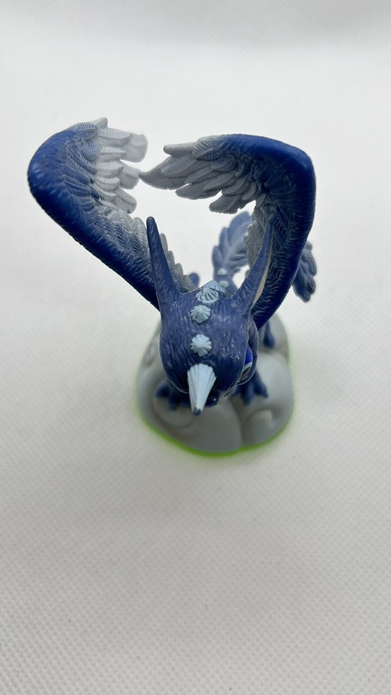 WHIRLWIND Skylanders Activision Toy Figure w/ Trading Card Sticker Code 2011