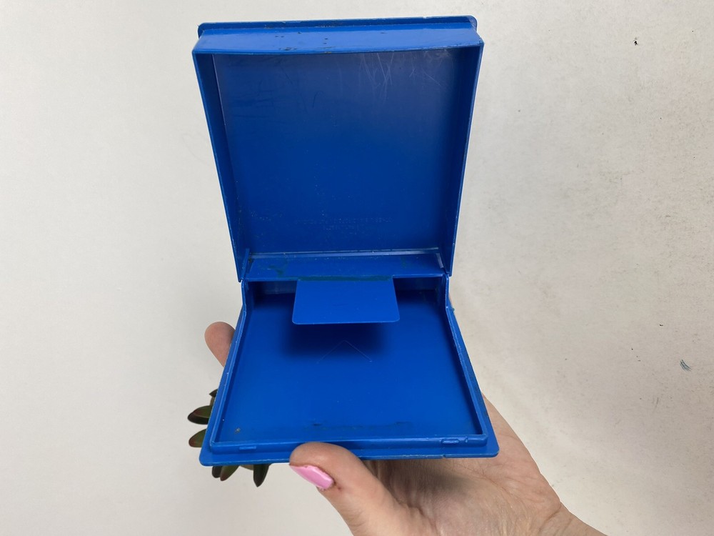 Apple Computer Micro/5 3.5" Disk Diskette ComPak Case Blue Plastic
