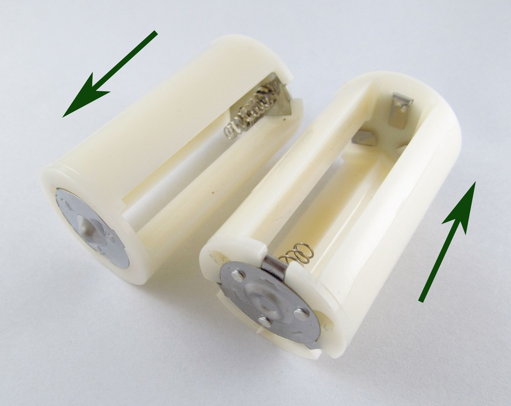 1x Parallel Battery Adapter Holder 1.5V Output Case Box Convert 3 AA To 1 D Size