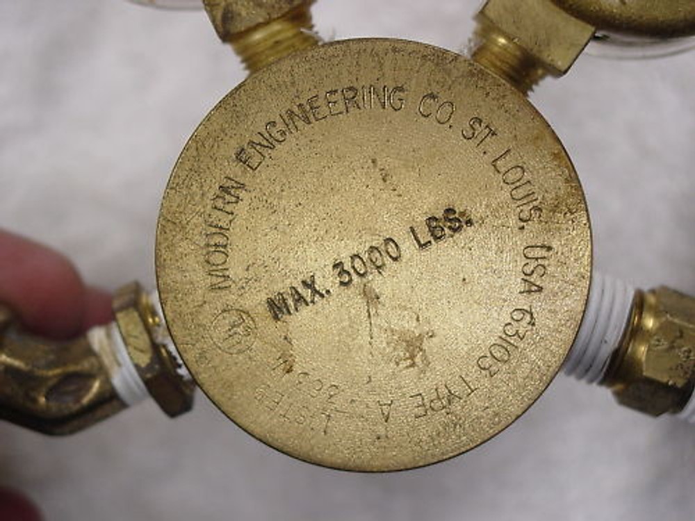 MODERN ENGINEERING TYPE A REGULATOR WITH GAUGES NEW