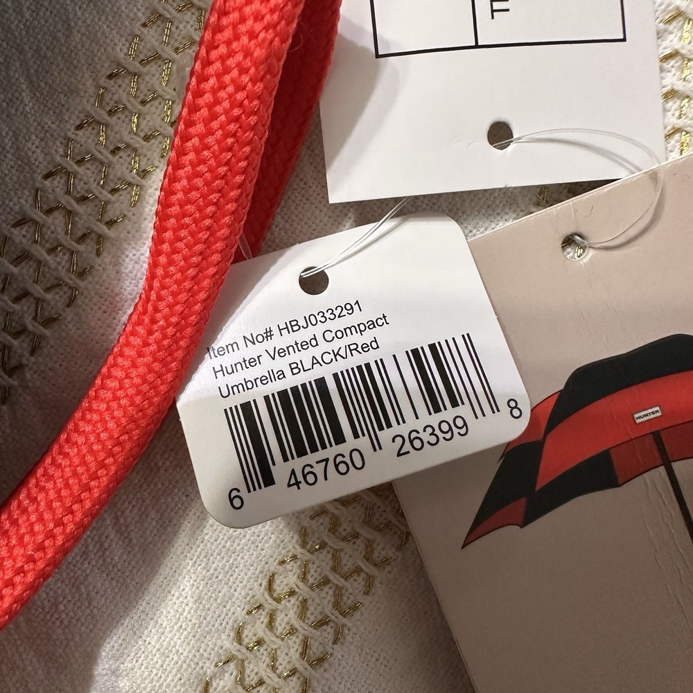 HUNTER Vented Compact Umbrella Black & Red Alternating w/ Cover 100% Polyester