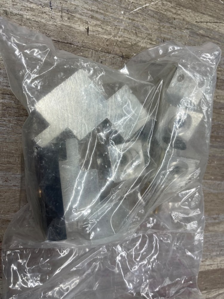 Square D Panelboard accessory, NF, lug kit, subfeed, 400A, aluminum NEW